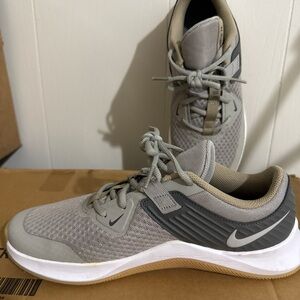 Nike Light Gray Mesh Training Sneakers with Tan Lining